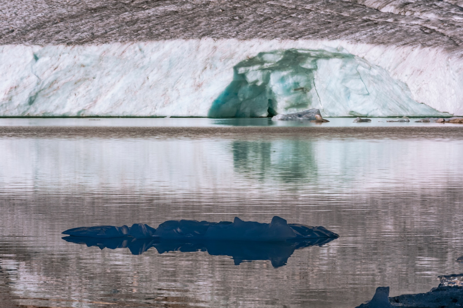 Die letzten Reste der verendenden Gletscherzunge des Sonnblickkeeses erzeugen wundervolle Motive 