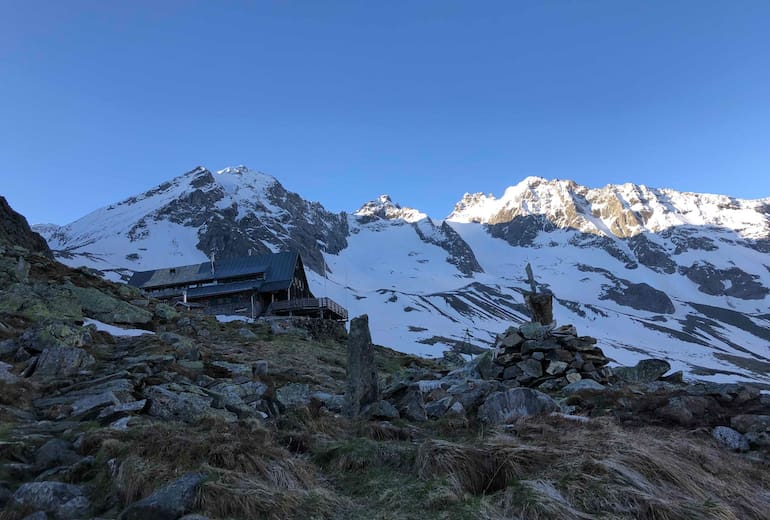 Die Kasseler Hütte in den Zillertaler Alpen 