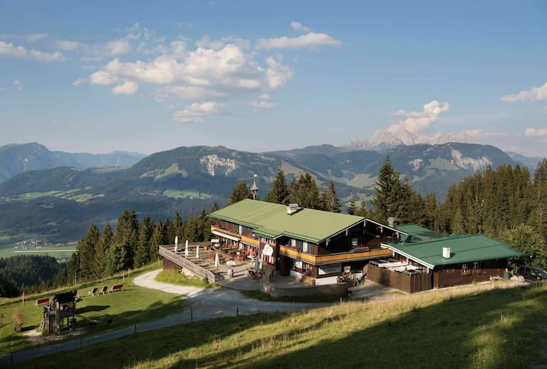 Die Angerer Alm in bester Aussichtslage