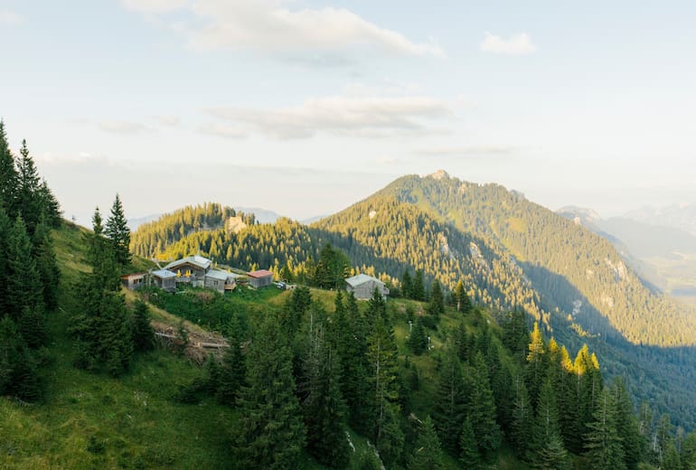 Die Brunnenkopfhütte in den Ammergauer Alpen