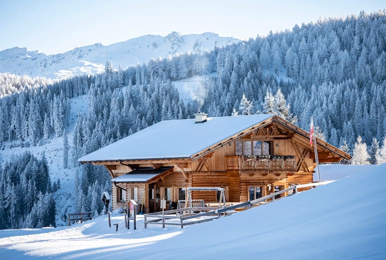 Die Ochsenhütte ist ein beliebtes Ausflugsziel in den Stubaier Alpen.
