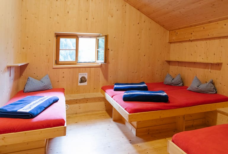 Bettenlager auf der Fritz-Putz-Hütte